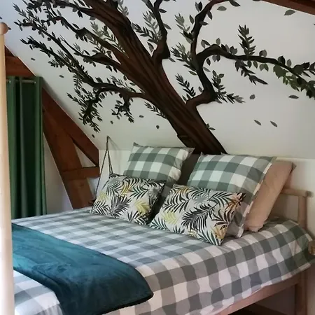 L'arbre A The Oda ve Kahvaltı Honfleur